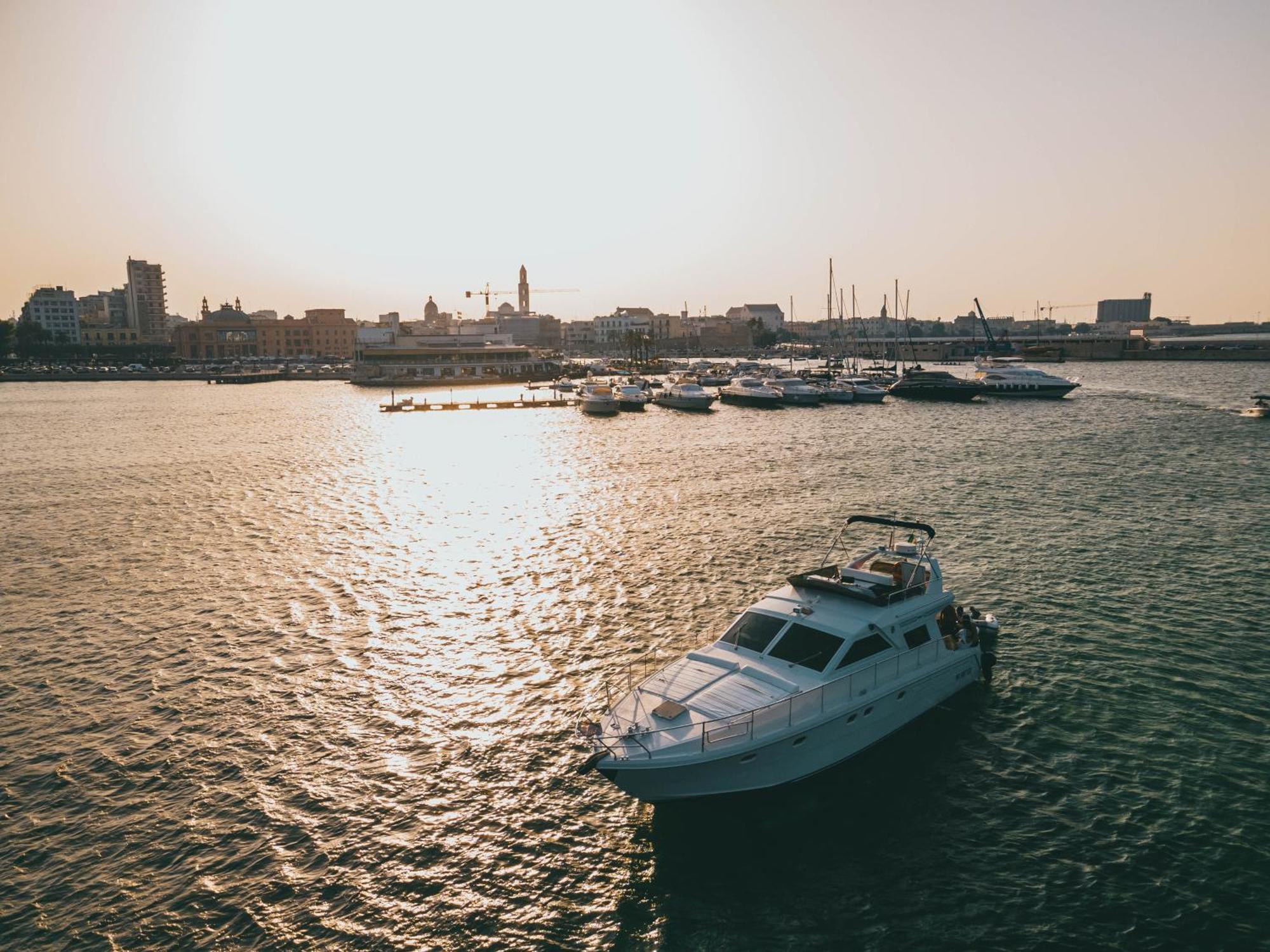 Discoverboat - Pita - Exclusive Boat&Breakfast 巴里 外观 照片